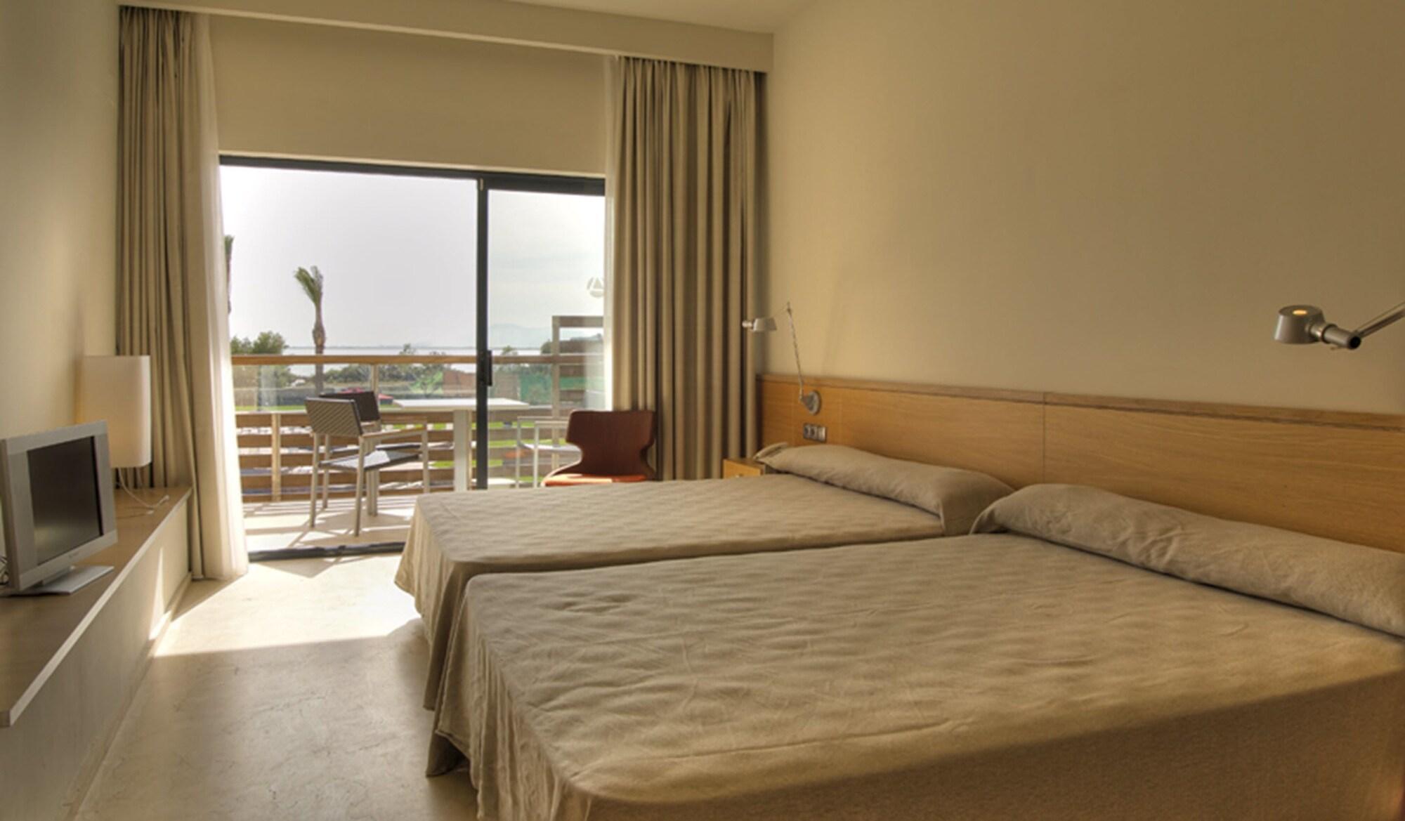 Ohtels Les Oliveres 4*
