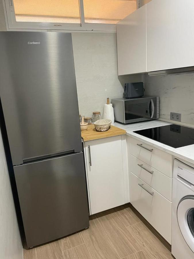 Precioso Apartamento En Primera De Línea De Playa Benalmádena