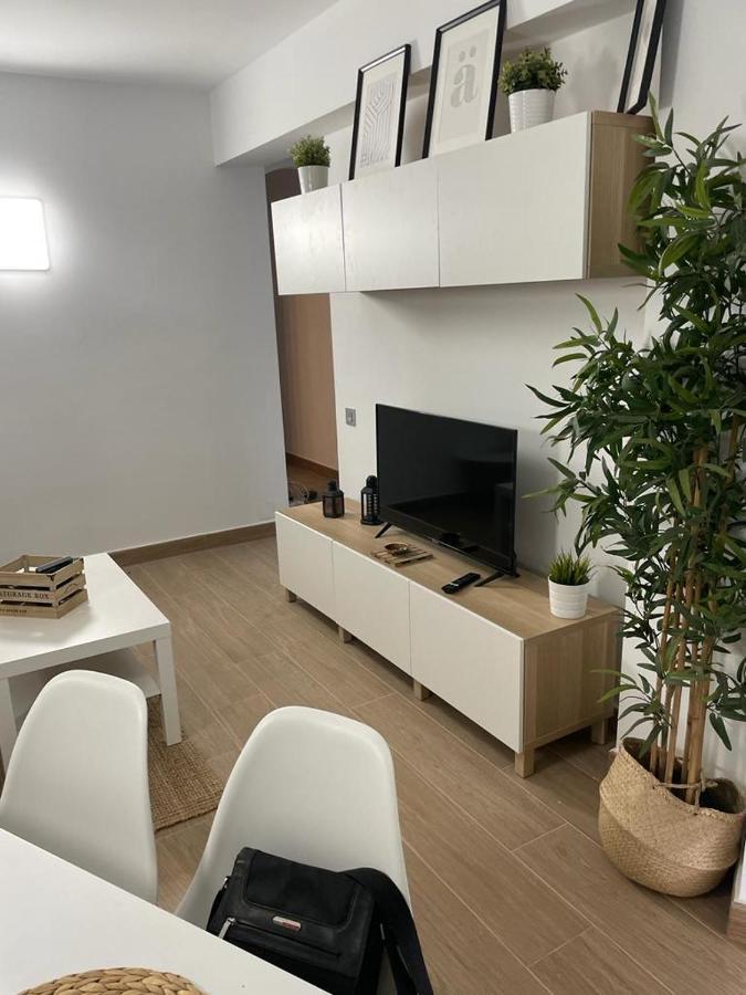 Precioso Apartamento En Primera De Línea De Playa *