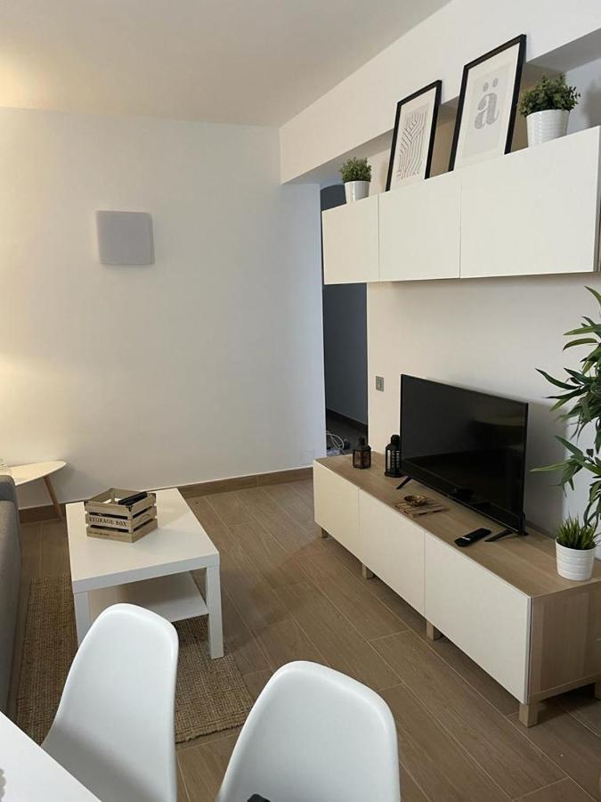Precioso Apartamento En Primera De Línea De Playa *
