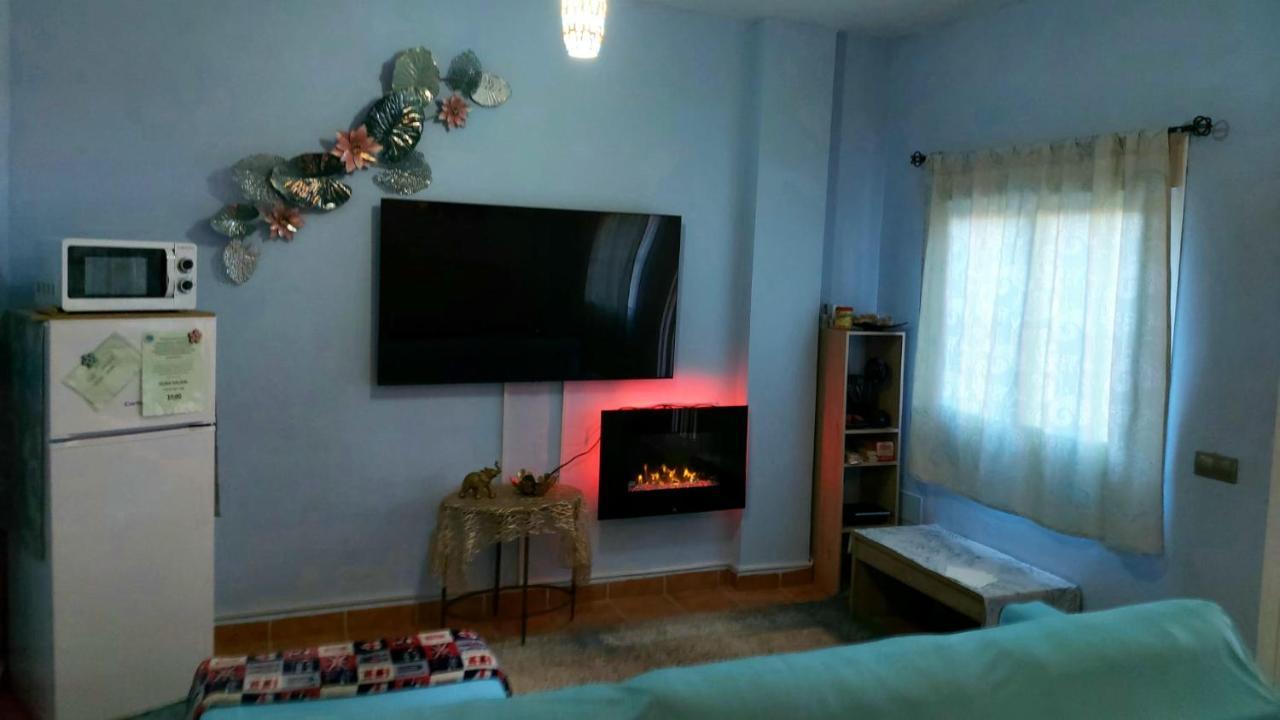 Pensión Habitación En Torrecardenas, Privada Con Piscina *