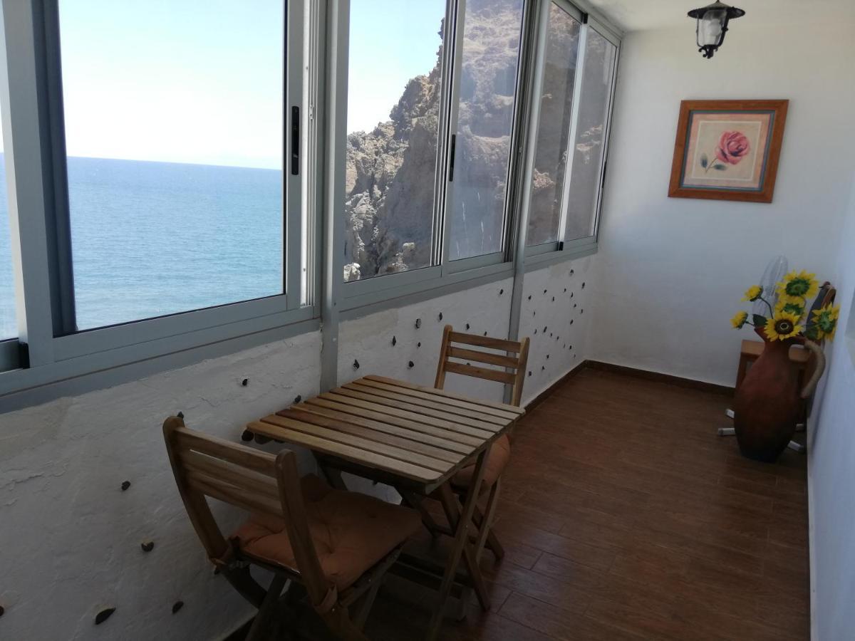 On The And Ocean Sounds Apartment Fasnia