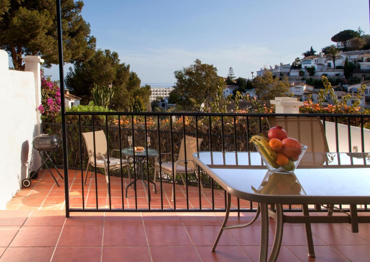 Agradable Adosado Con Piscina La Hidalga Сasa de vacaciones