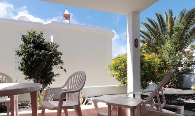 Hogar Palmera With Pool & Apartment Playa Honda (Lanzarote)