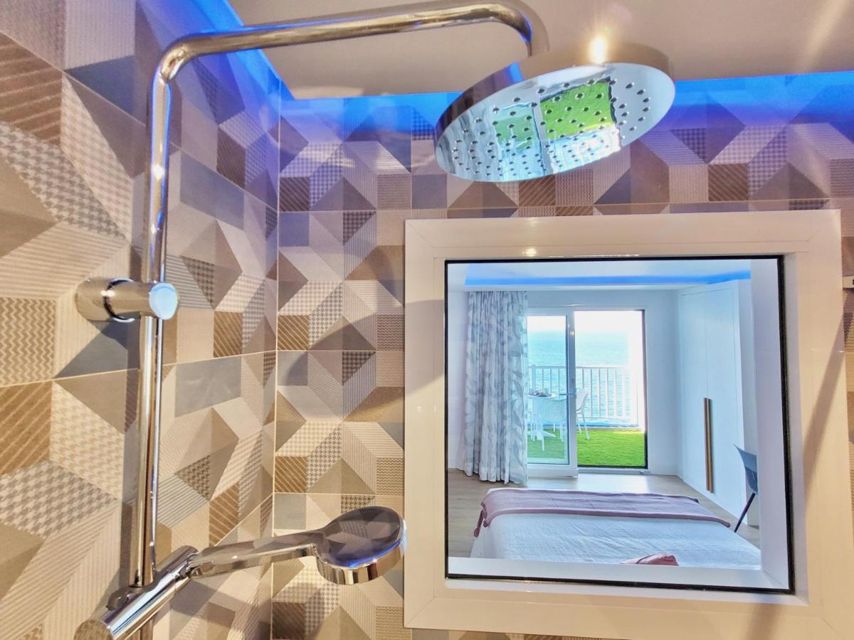 Apartment Feel B - *