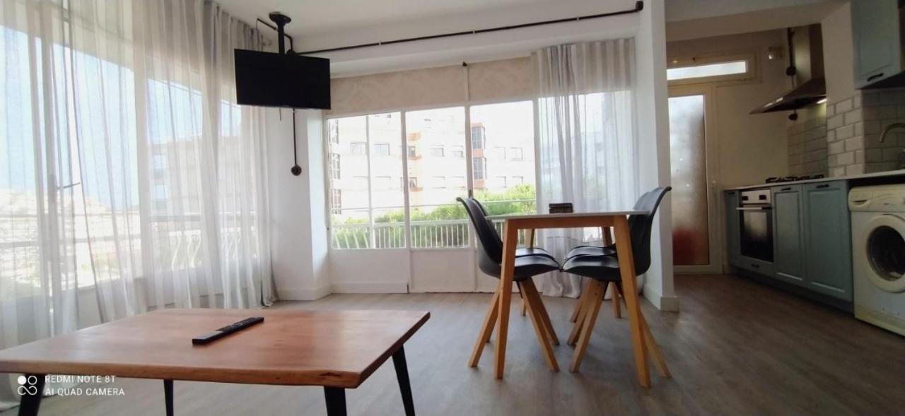 Turístico Playa Capellans, Salou. Wifi Apartamento *