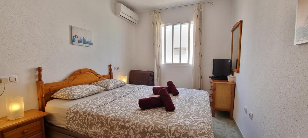 Apartment Homes Of Spain, Casa Duplex Urbanizacion Fuentemar A 400m De La Playa Con Wifi