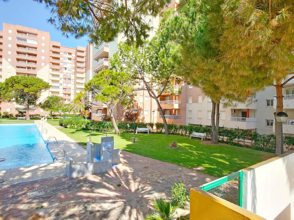 Global Properties, Practico Con Piscina En Residencial Brezo Canet Apartamento *