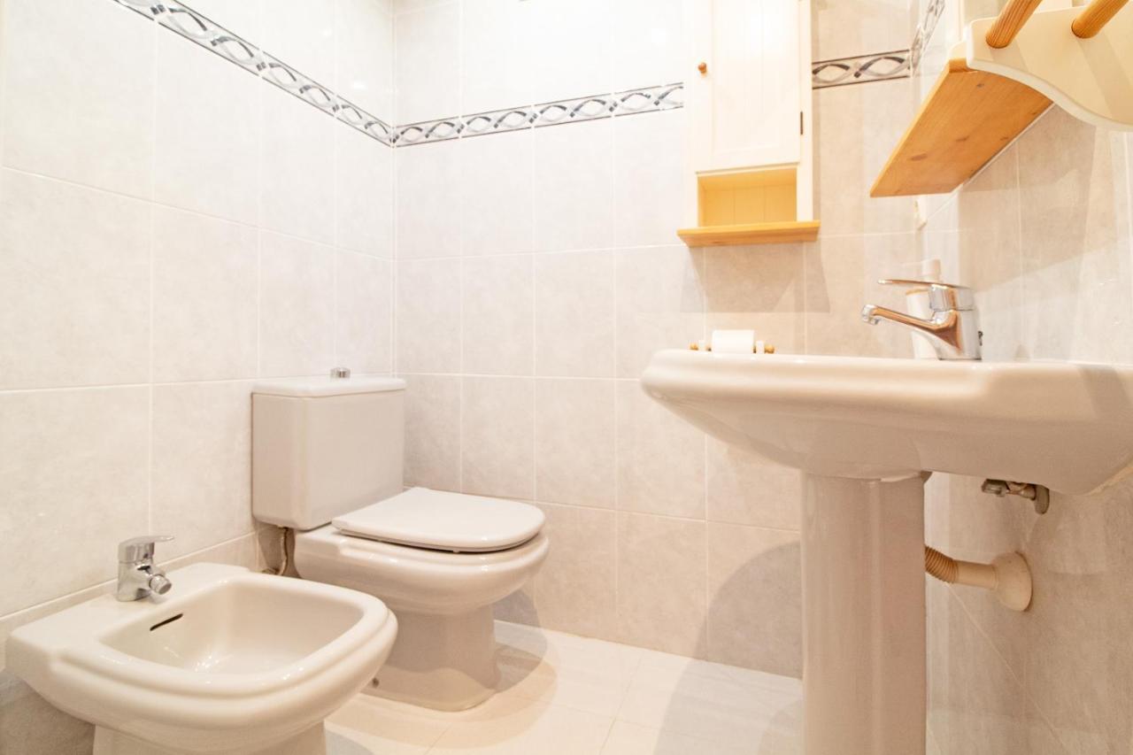 Global Properties, Practico Con Piscina En Residencial Brezo Canet Apartamento *