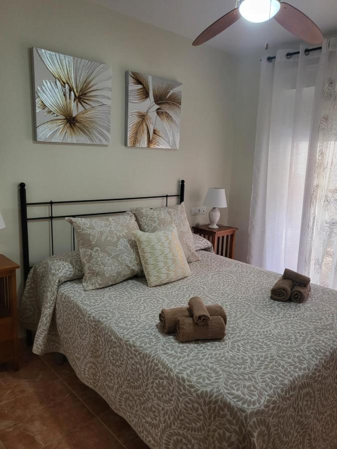 Bajo Precioso En Primera Línea De Vera-playa Con Jardín Y Terraza! Vera