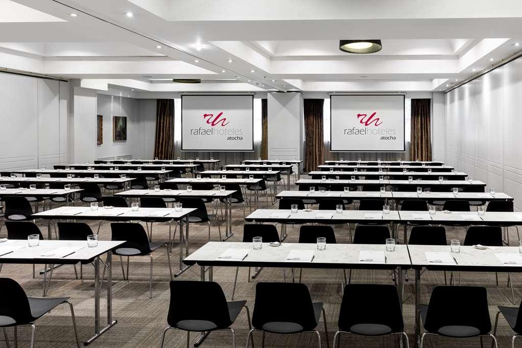 Rafaelhoteles Atocha Hotel 4*