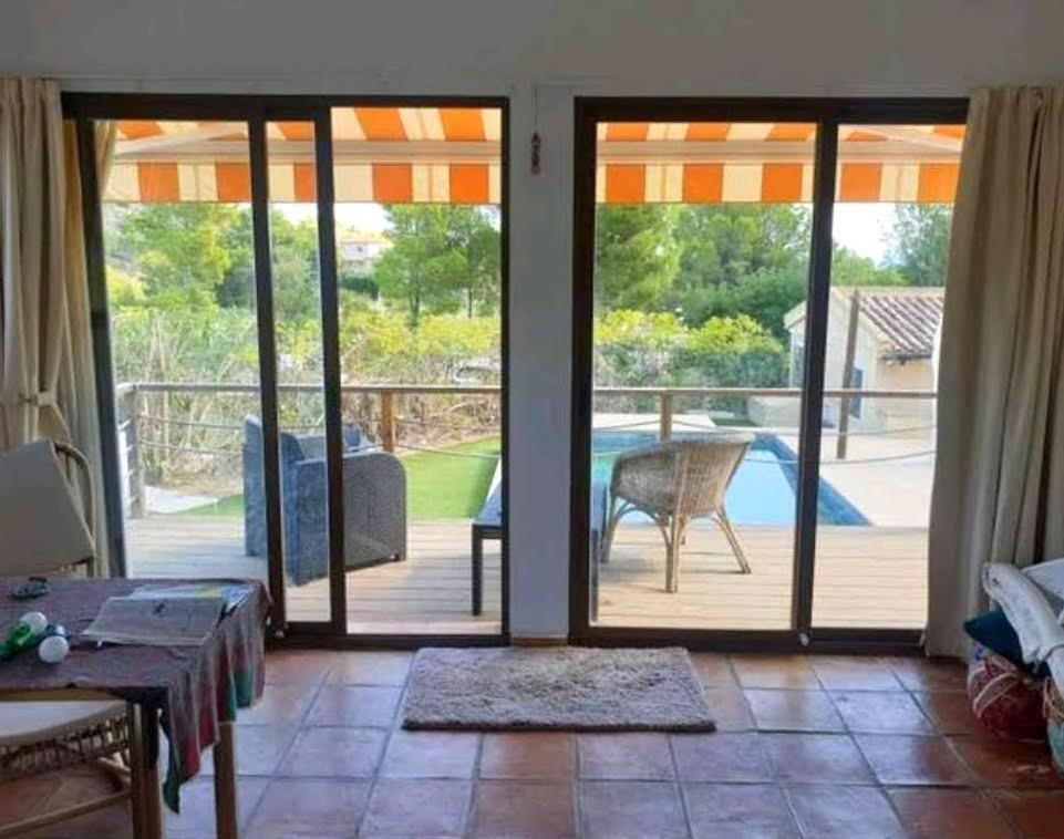 El Paraiso De Perros