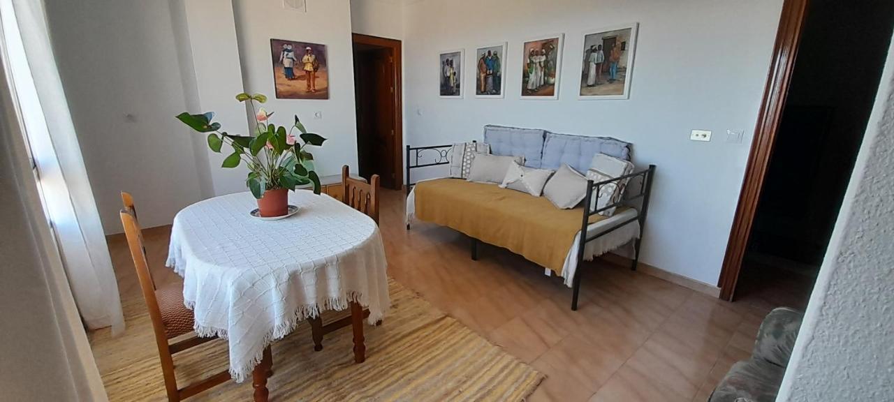 Homestay Casa Arte De *