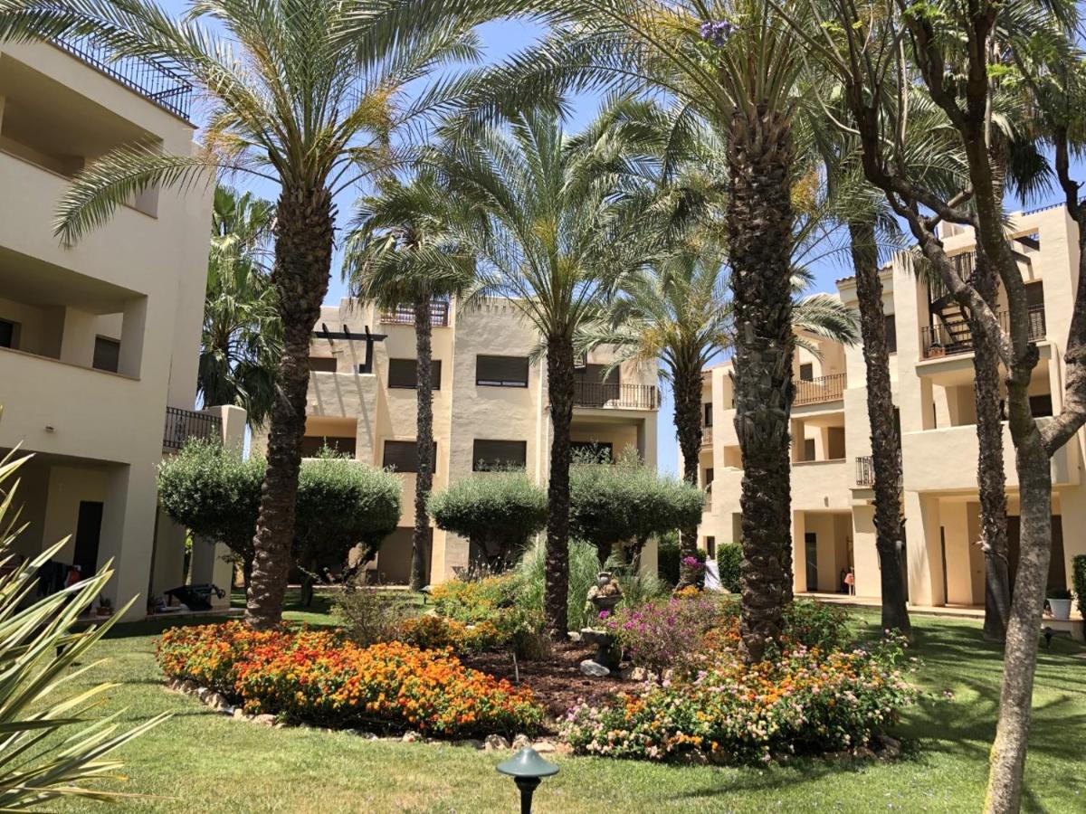 Golf & Wonderful Ground Floor Roda