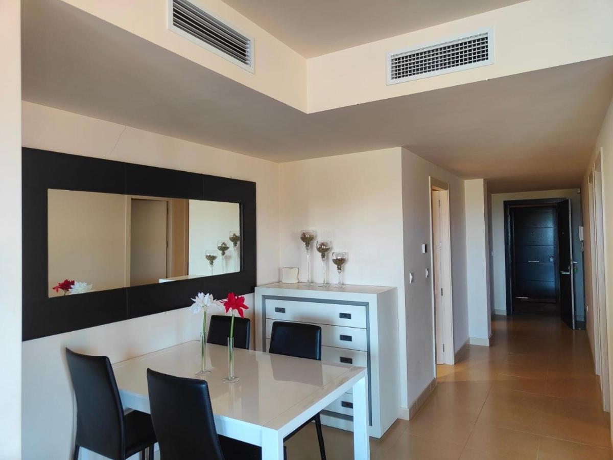 Golf & With New Big Luxery Apartamento