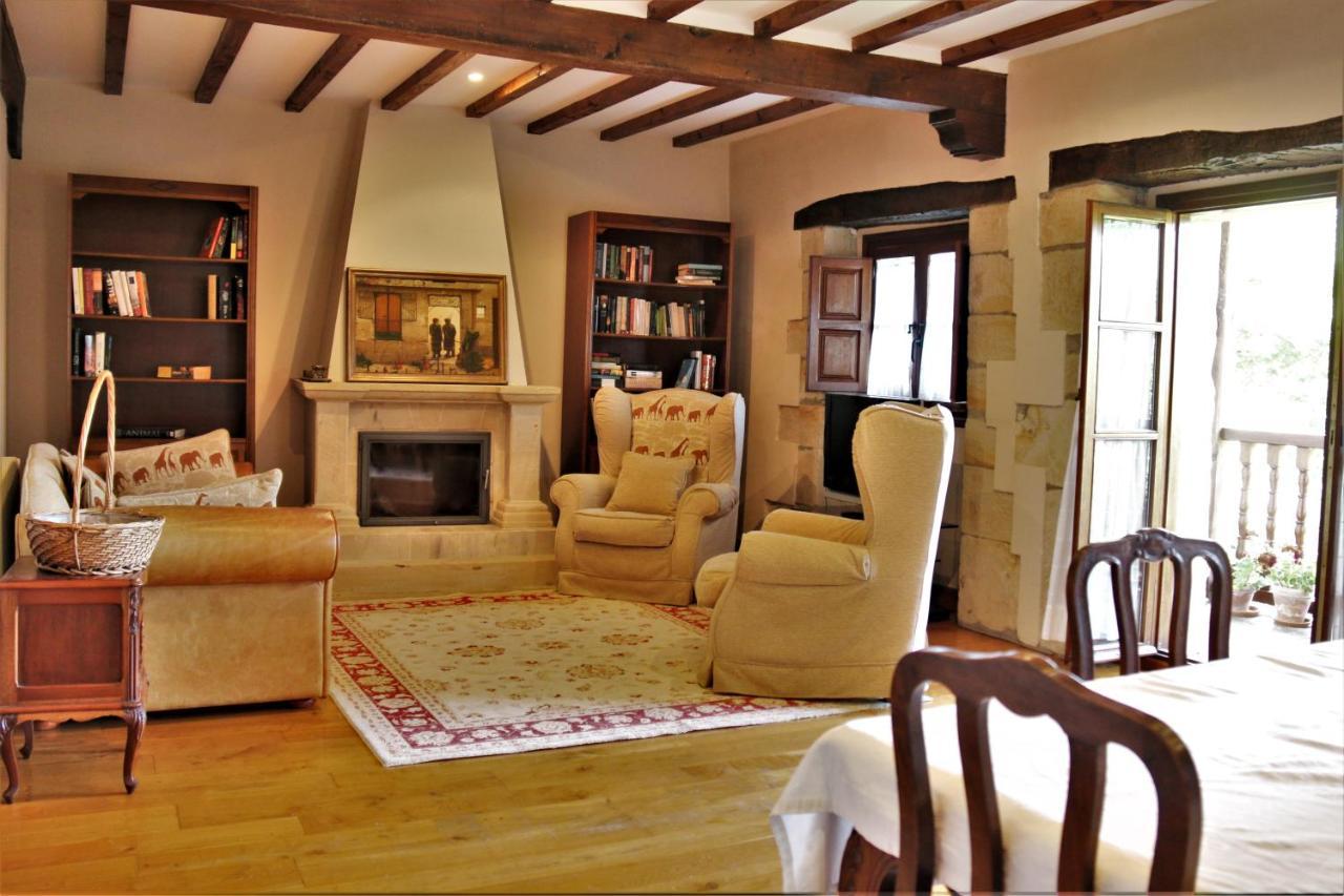 Apartment Palacion De Santillana *
