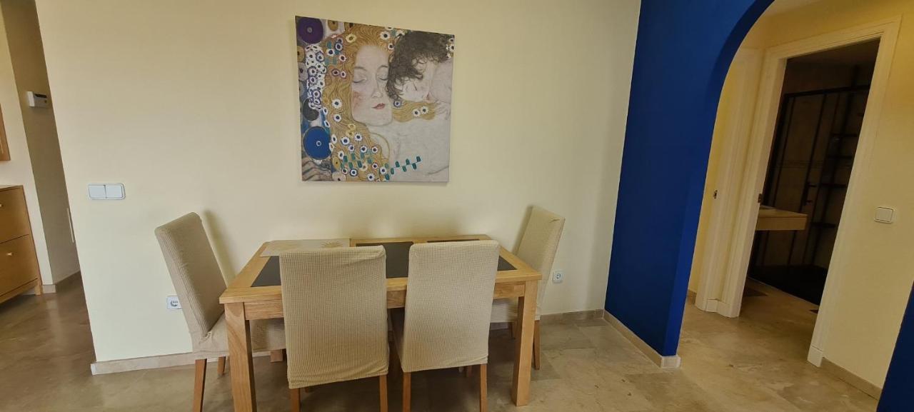 Apartment Duquesa Suites *