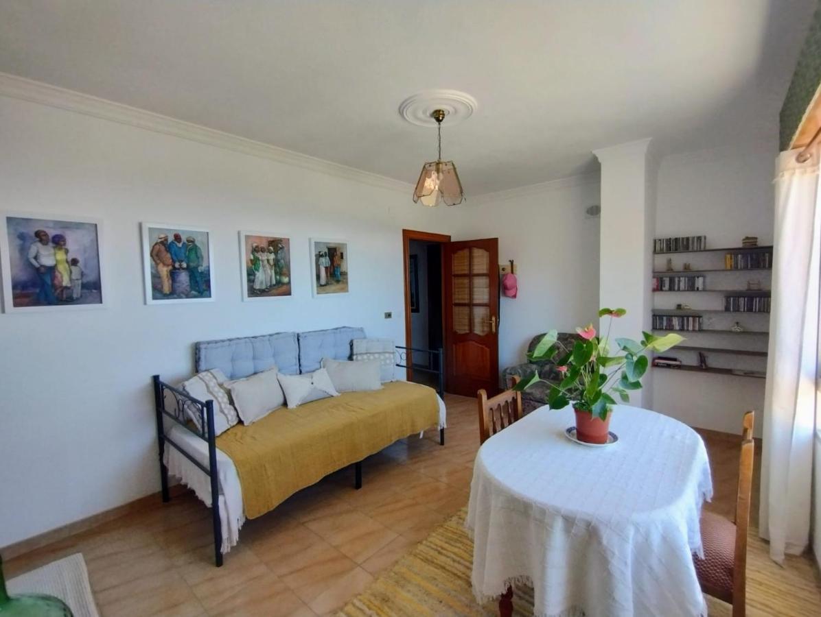 Homestay Casa Arte De *