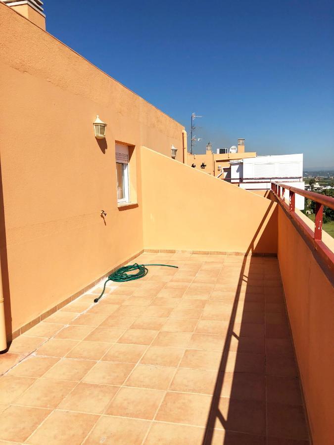 Magnífico ático, Enorme Terraza, Playa Y Párking. Apartamento *