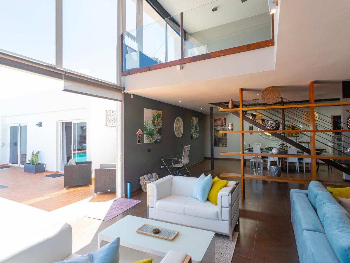 Alma Villa