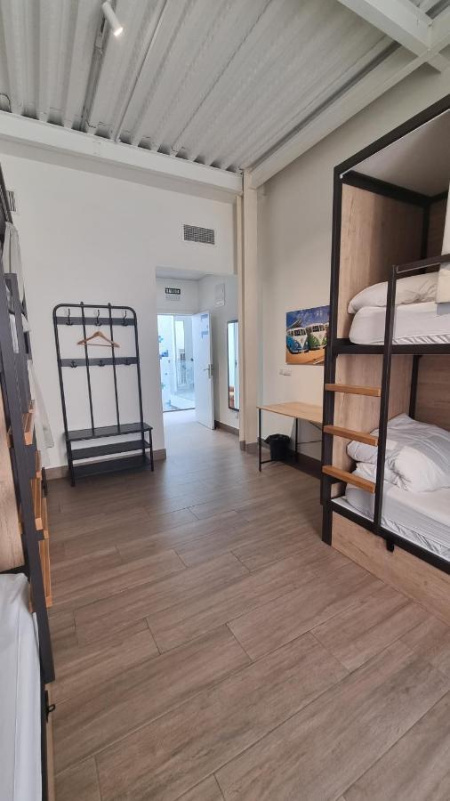 Nut Hostal
