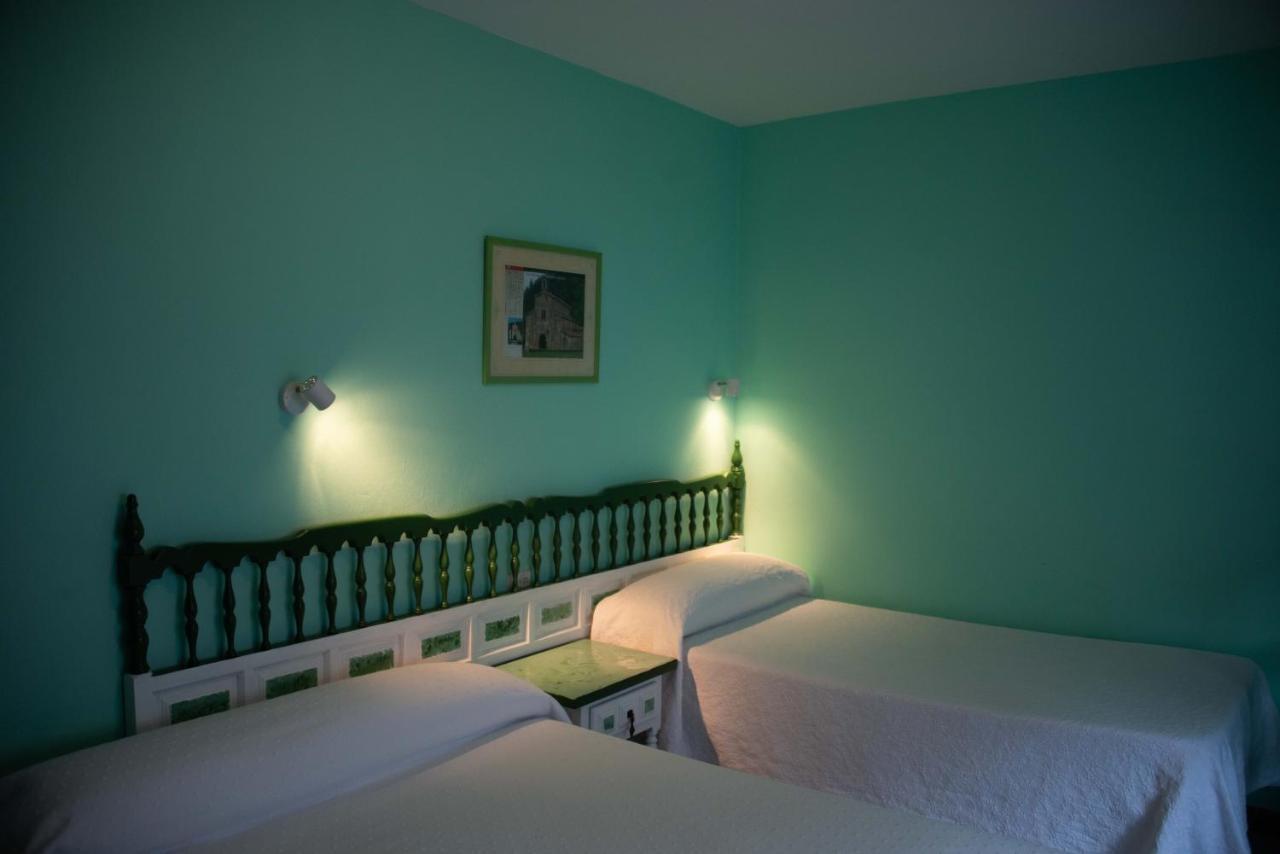 El Castanu Guest house Cue