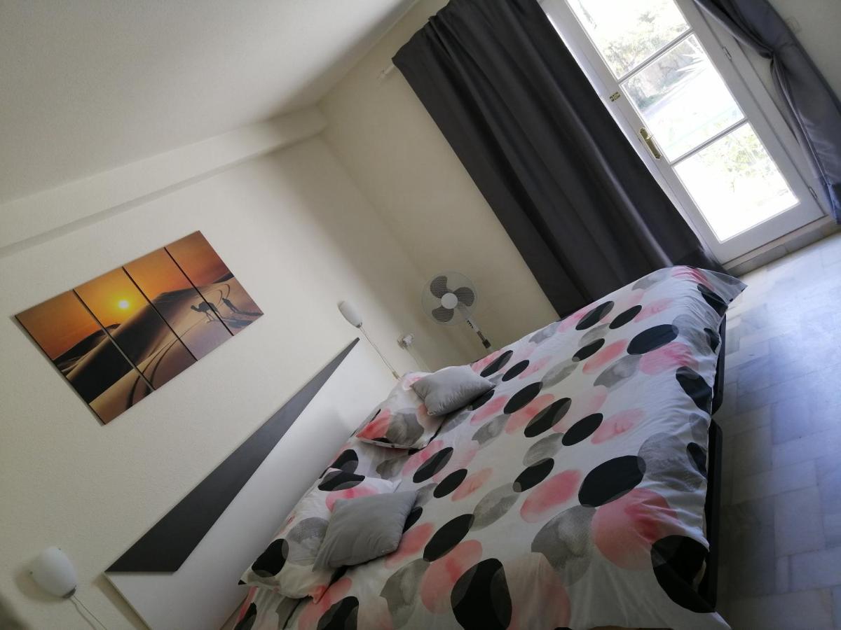 Apartamento Bajo Naturista A Pie De Playa. Vera