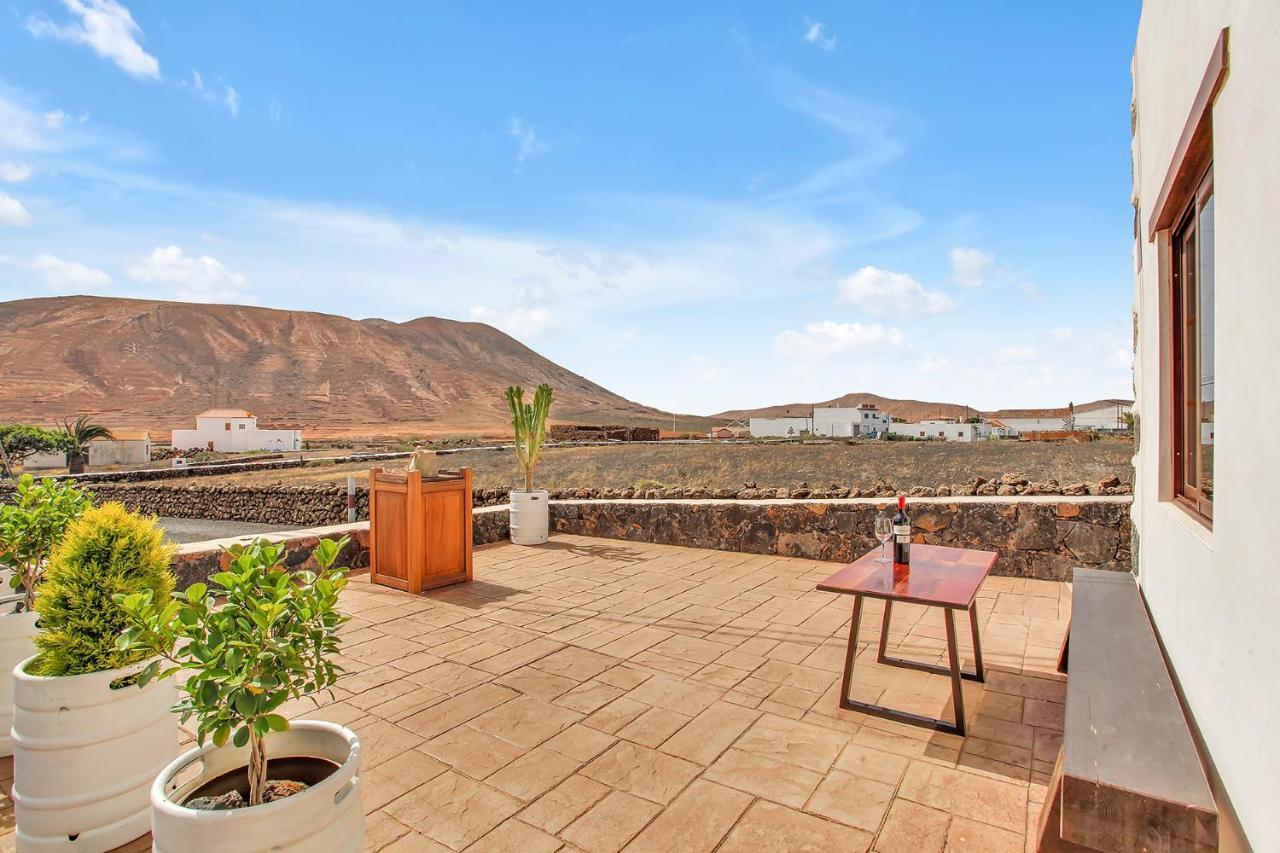 Casa Domingo Holiday home *
