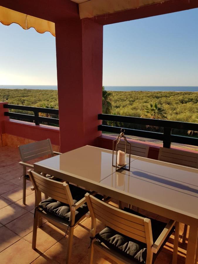 Bonito Apartamento En Primera Línea De Playa *