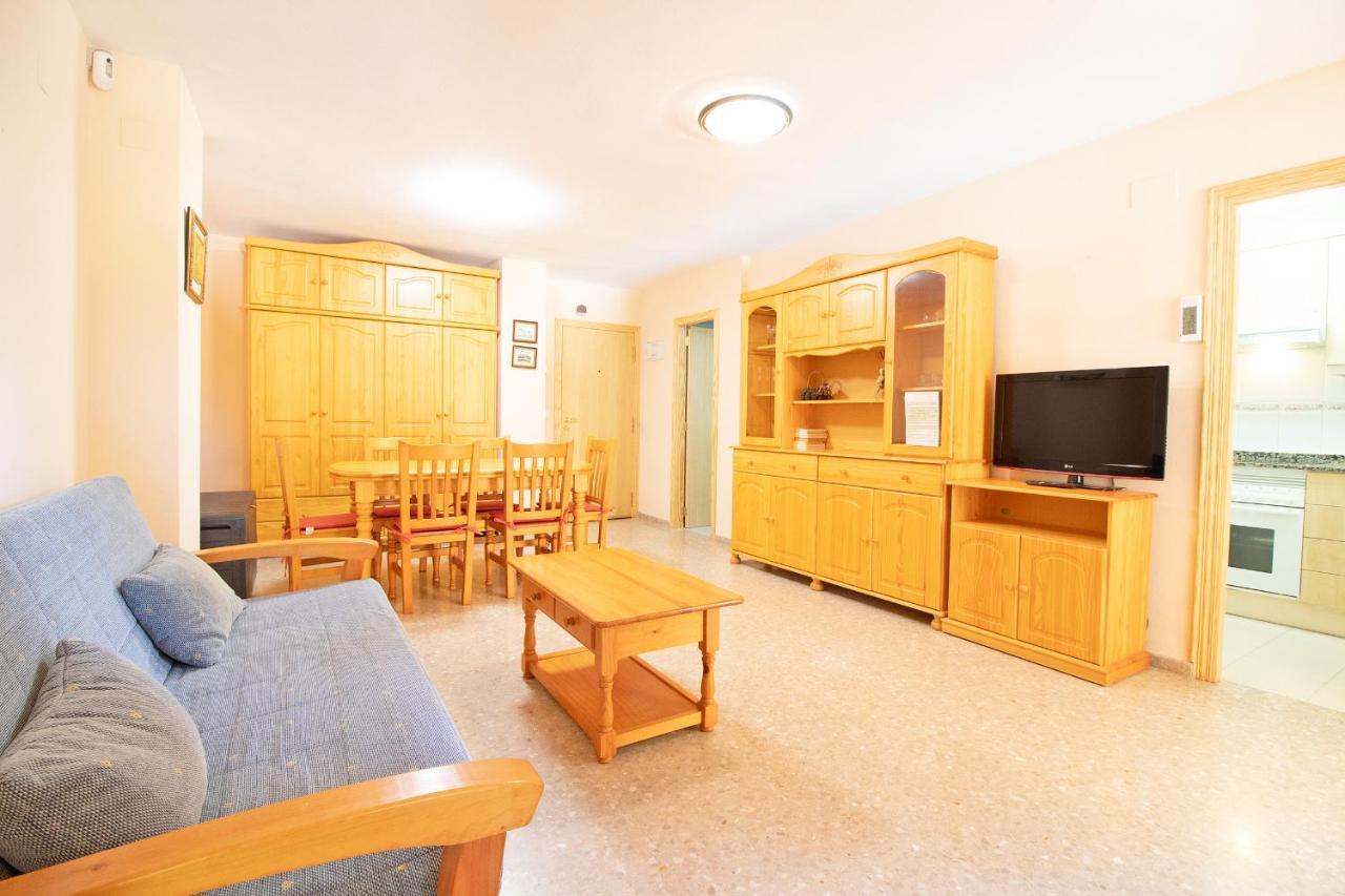 Global Properties, Con Piscina En Residencial Brezo Apartment