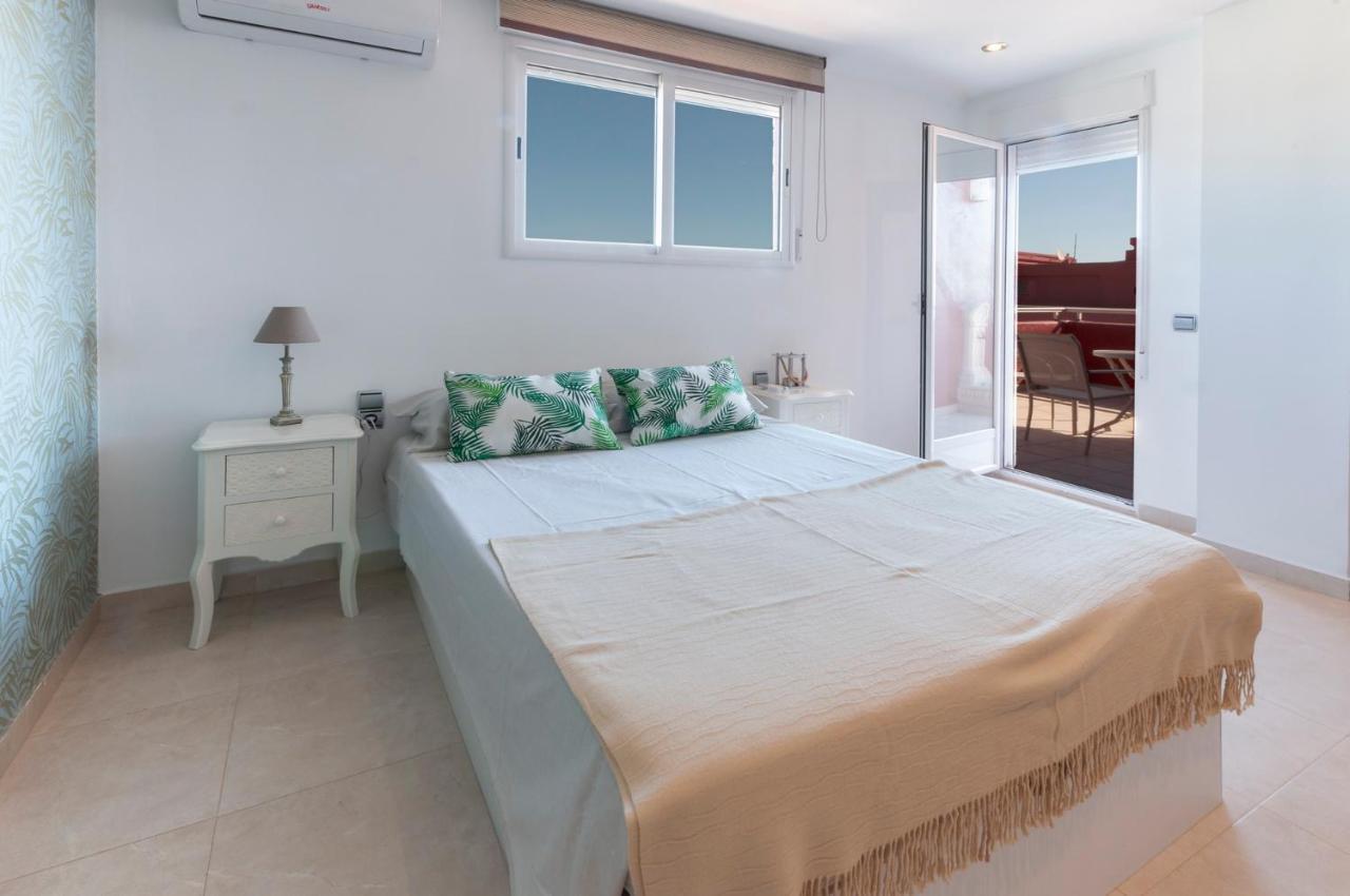 Apartamento ático Duplex Primera Linea Playa