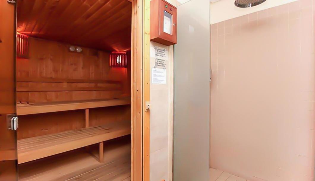 Apartamento Luxury 2 Bedroom Sauna Gym Pools Jacuzzi Marbella