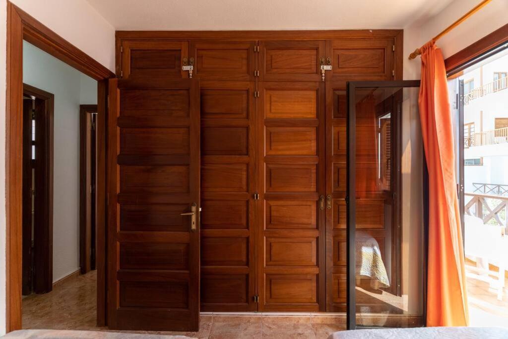 Con 2 Terrazas En Cristianos Apartamento *