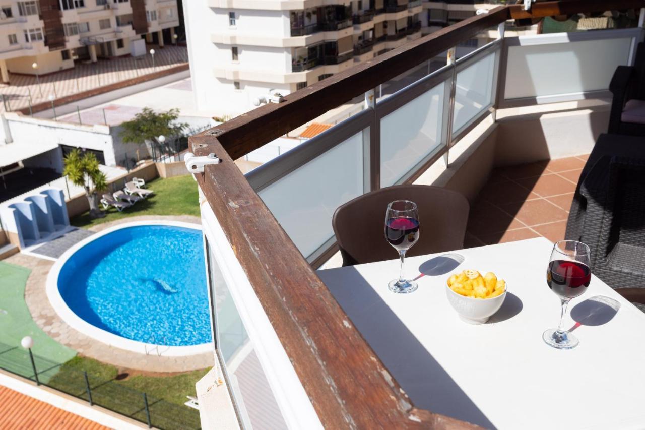 Apartamento Black And White Free Wifi Los Cristianos (Tenerife)