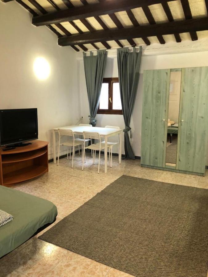 Reus Apartments Apartment