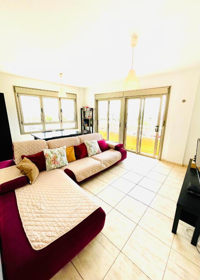 Apartamento Piso Amplio Familiar *