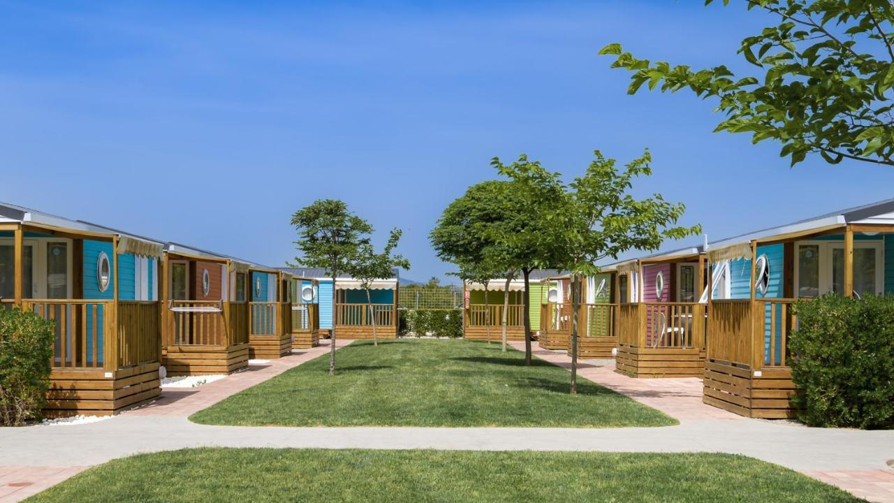 Camping Valencia - Bungalows * Puçol