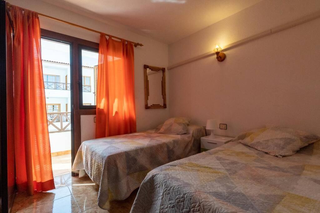 Con 2 Terrazas En Cristianos Apartamento Los Cristianos (Tenerife)