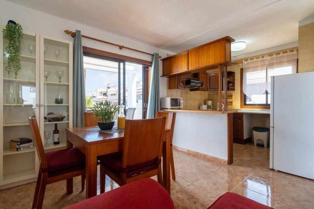 Con 2 Terrazas En Cristianos Apartamento *