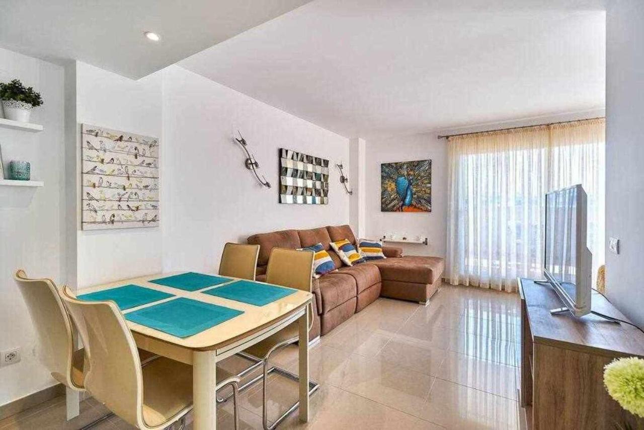 Apartment La Marina