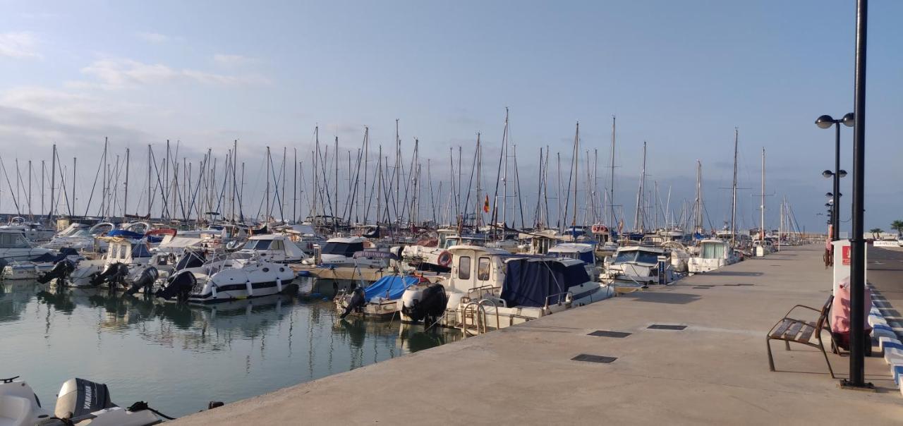 Apartamento En Canet Playa Con Parking *