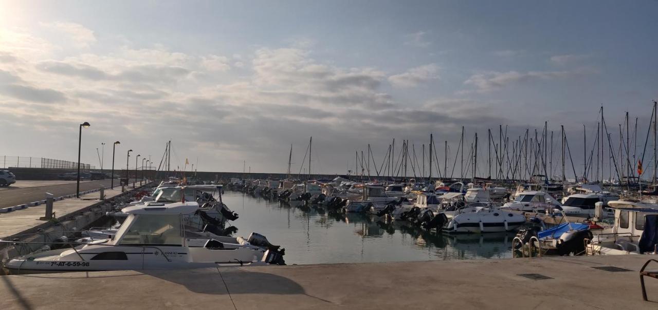 Apartamento En Canet Playa Con Parking *