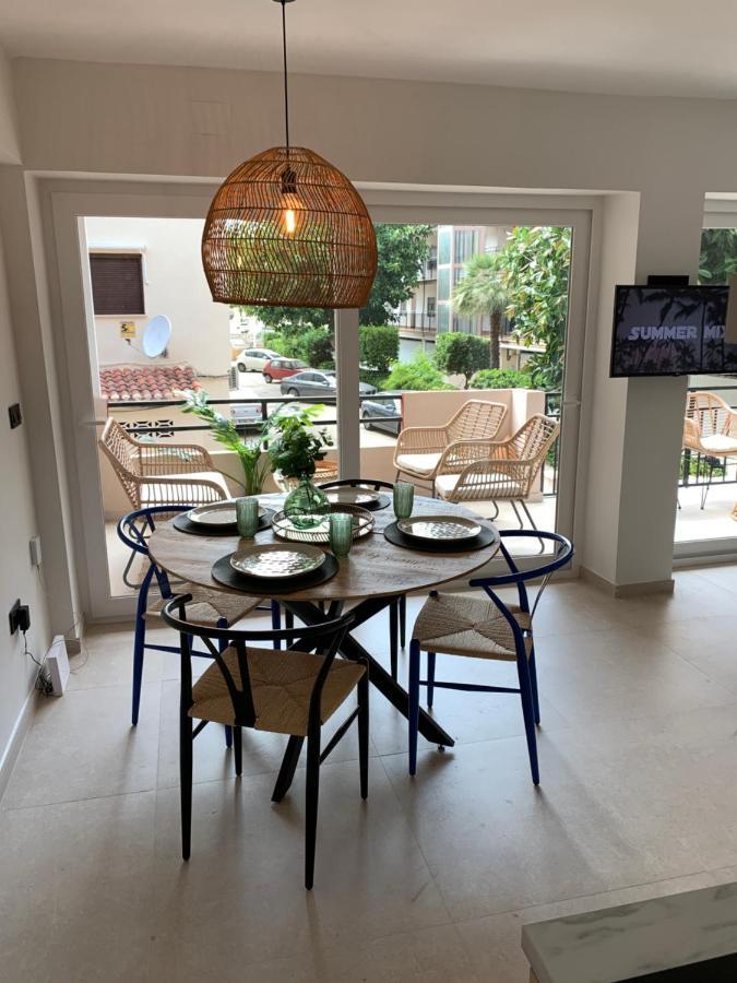 Apartment Siempre Verano -50 Meters From The Beach - Private Parking - Completely Renovated *