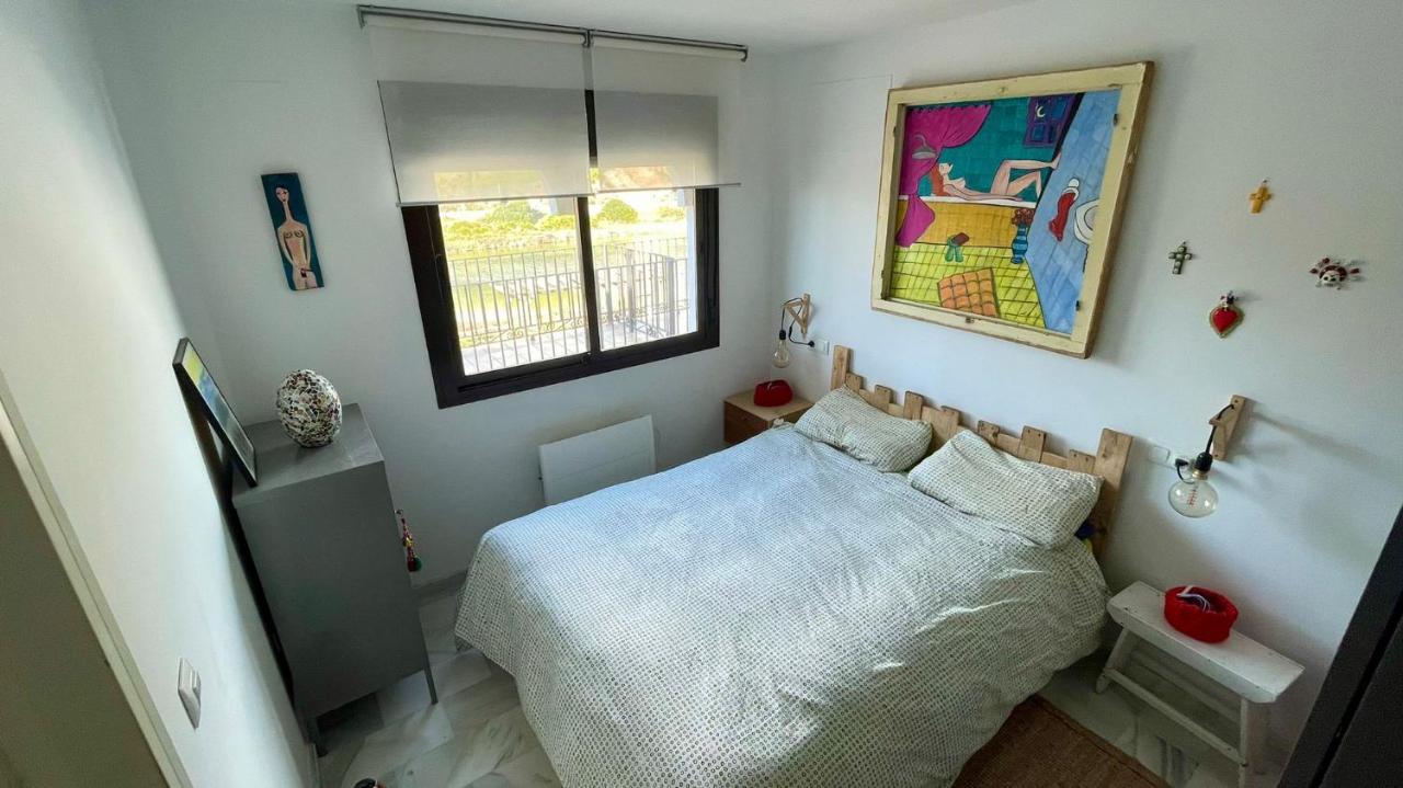 The Funny Tuna Apartment *