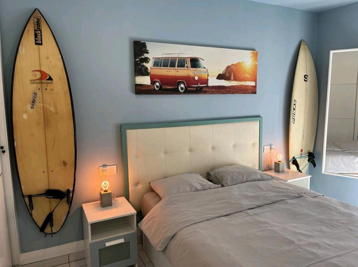 Americas Stylish Surf On Promenade * Arona (Tenerife)
