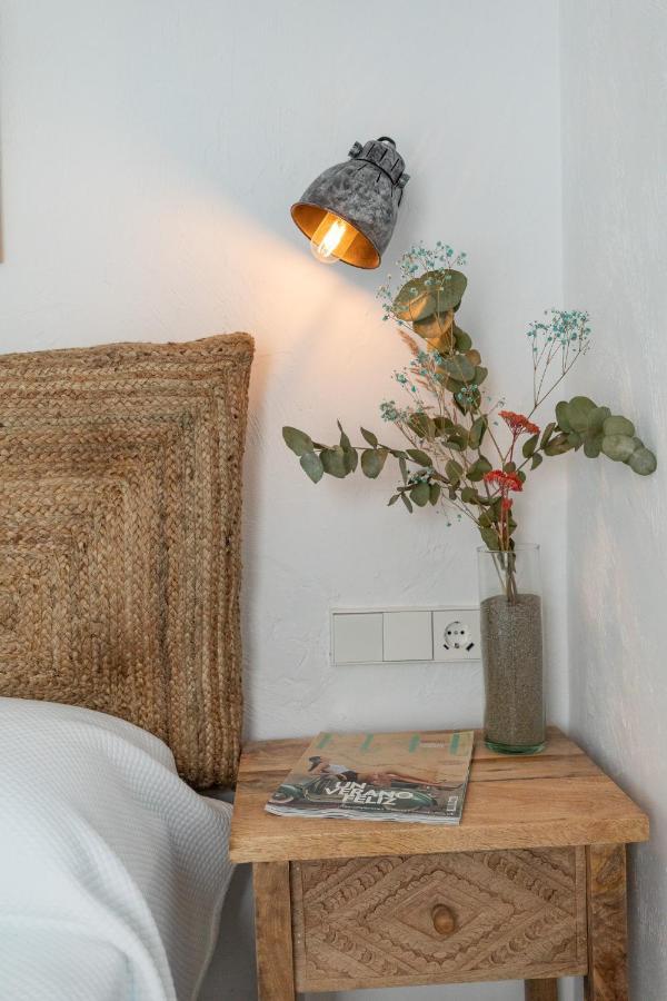 Cala Blanca House *
