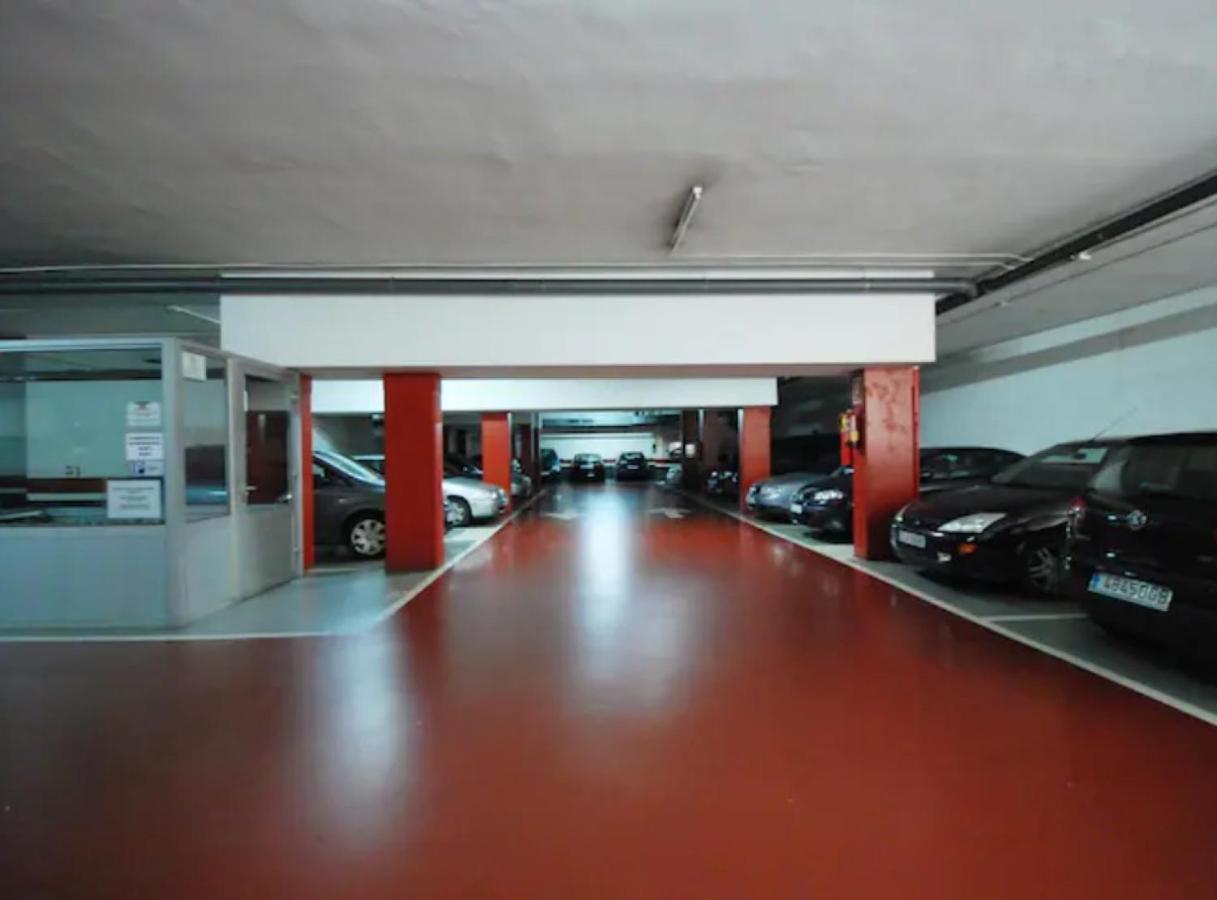 Ramblasrentals Stylish Bright 3br New Catalan Flat 10m Ramblas - Parking - Wifi Apartamento Barcelona