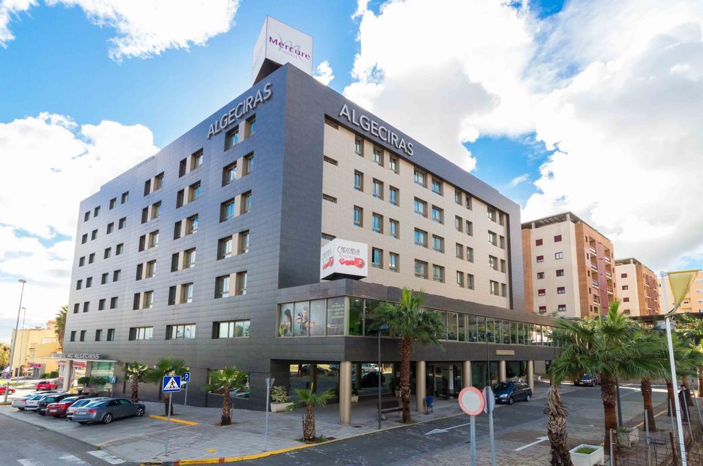Hotel Suittes 3*