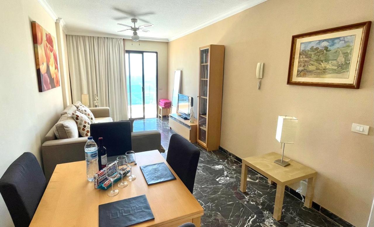 Magnificent Apt. With Sea View, Cliff & Marina Apartment