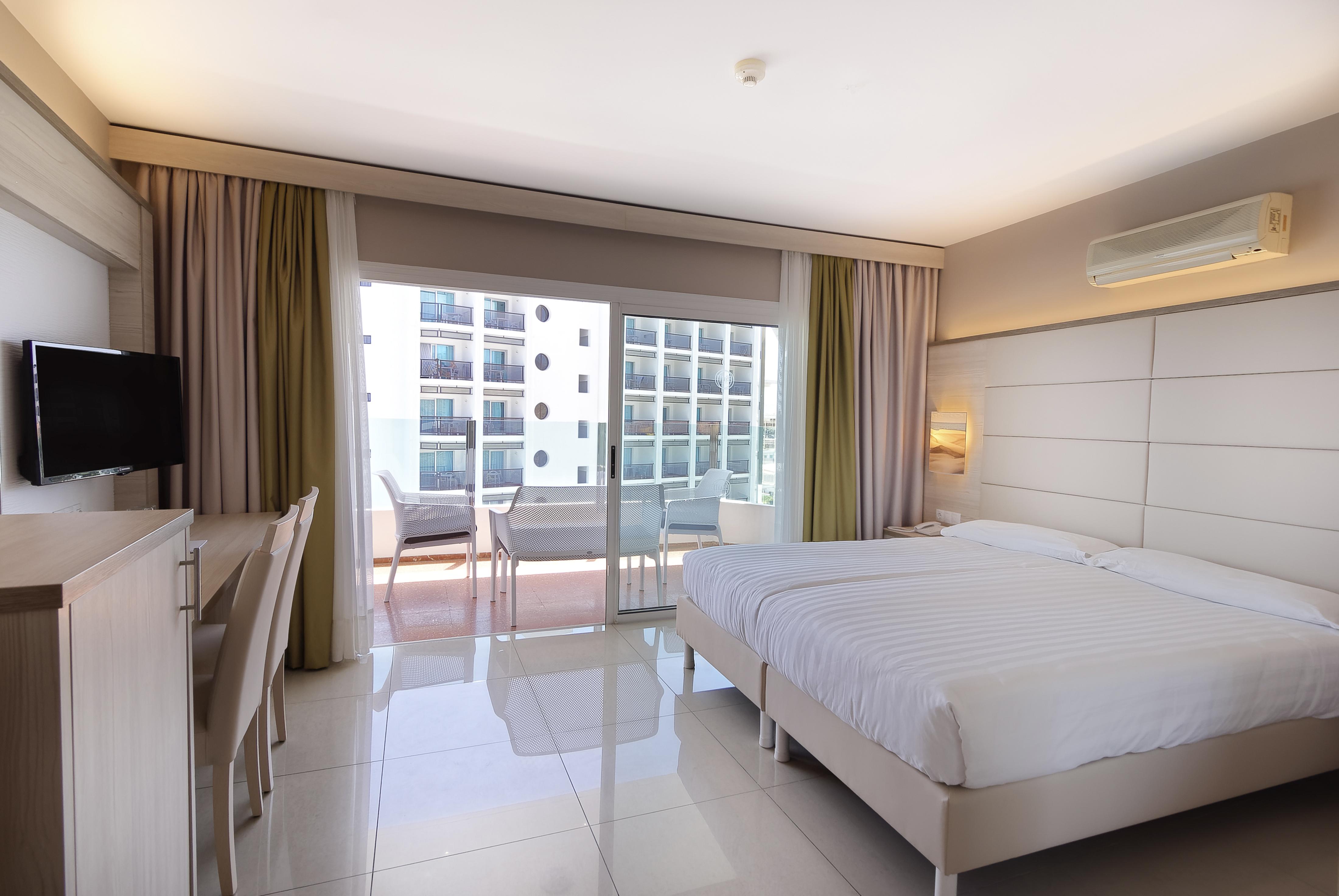 Bull Escorial&spa Hotel 3*